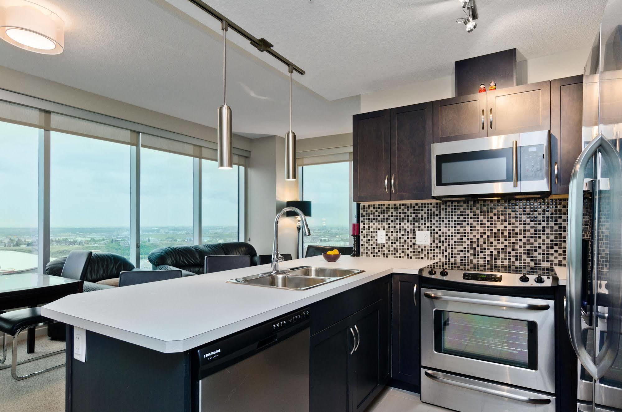 Executive Suites By Roseman - Alura YYC 외부 사진